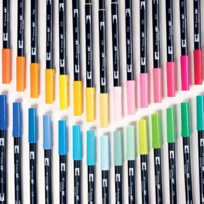 107 different colours of calligraphy pens available